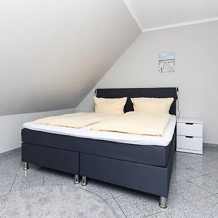 Gaestehaeuser Heimathafen Bensersiel